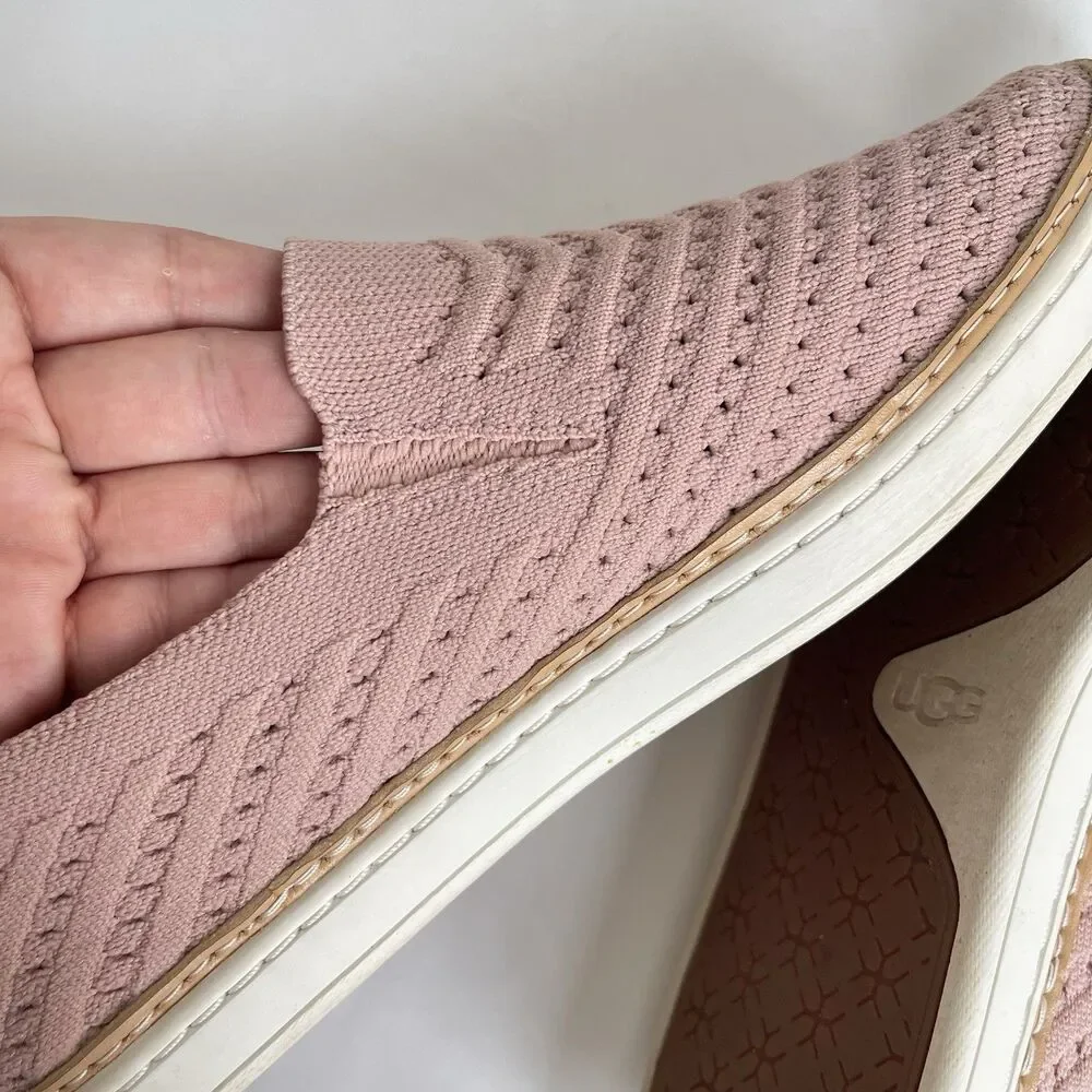 UGGs Women's Sammy Chevron Slip On‎ Comfort Knit Shoes Flats US 8 Pink